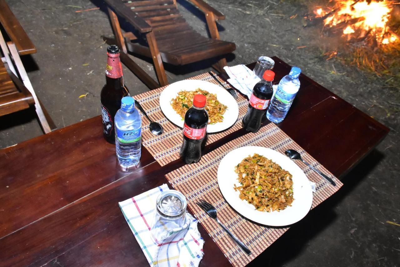 Canal Side Safari Resort Udawalawe Bagian luar foto